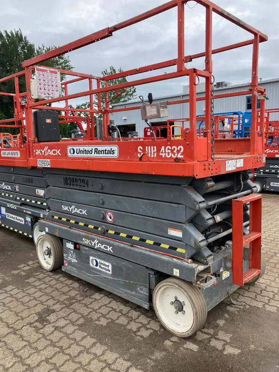2015 Skyjack SJIII4632 Scissor Lift