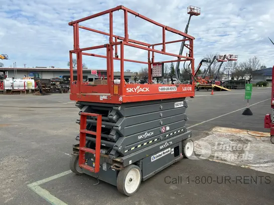 2017 Skyjack SJIII4740 Scissor Lift