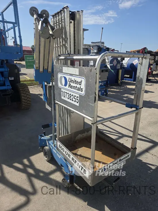 2018 Genie AWP-30SDC Pusharound Lift