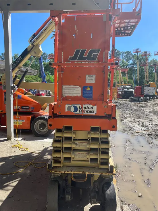2017 JLG 2632ES Scissor Lift
