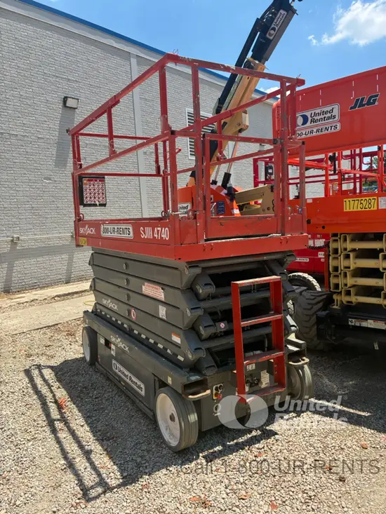 2017 Skyjack SJIII4740 Scissor Lift