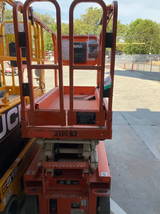 2018 Snorkel S3219E Scissor Lift