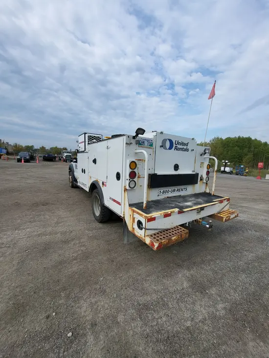2015 Ford F550REGXLG4WD