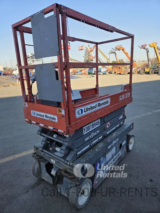 2018 Skyjack SJIII3219 Scissor Lift