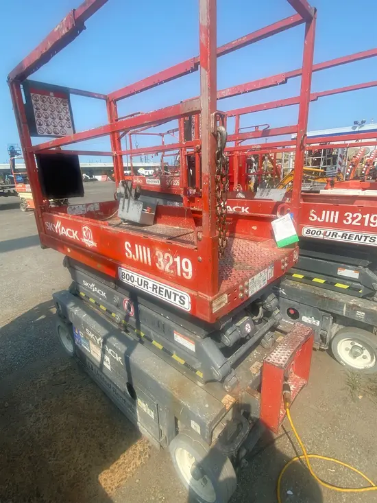 2015 Skyjack SJIII3219 Scissor Lift