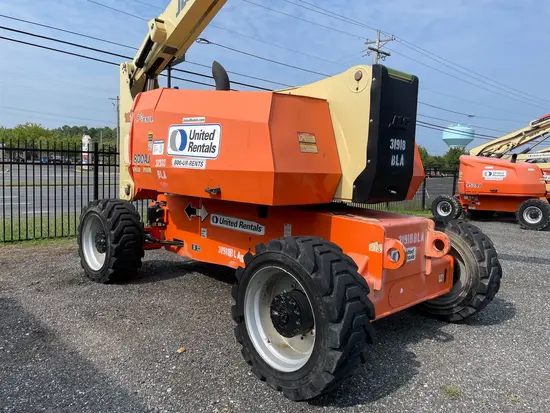 2016 JLG 800AJ Articulating Boom Lift
