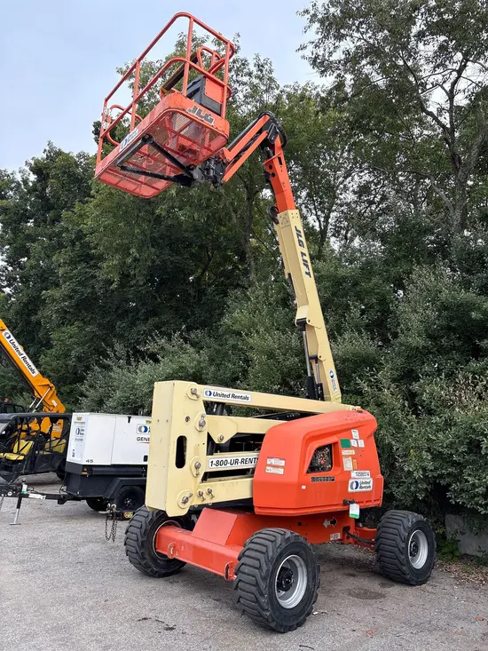 2017 JLG 450AJ Articulating Boom Lift
