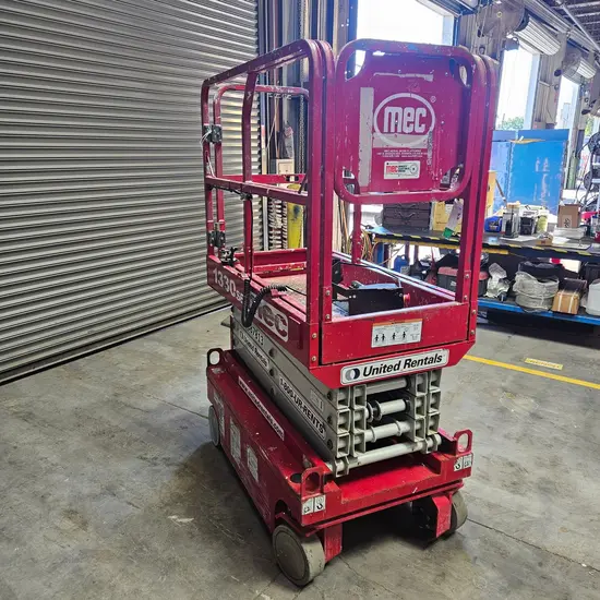 2019 MEC 1330SE Scissor Lift