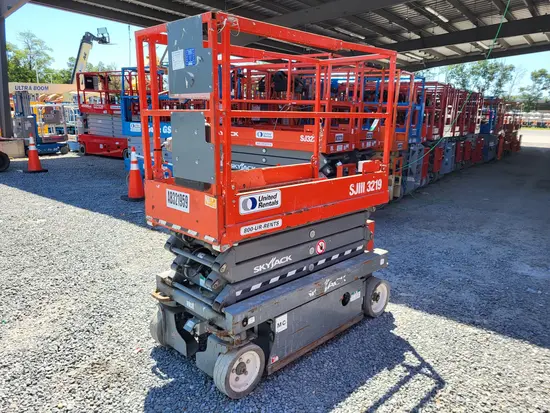 2017 Skyjack SJIII3219 Scissor Lift