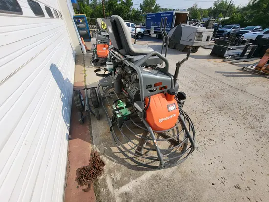 2022 Husqvarna CRT 48 Screed/Trowel