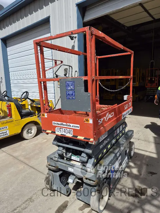 2018 MEC 1330SE Scissor Lift
