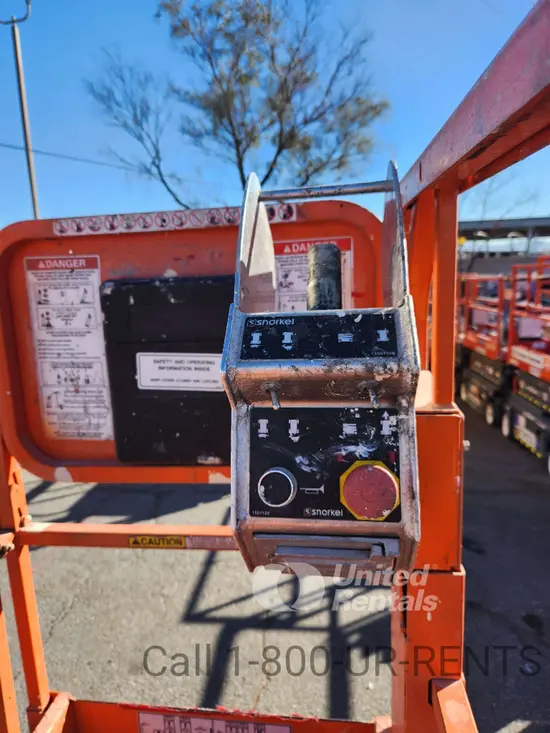 2019 Snorkel S3226E Scissor Lift