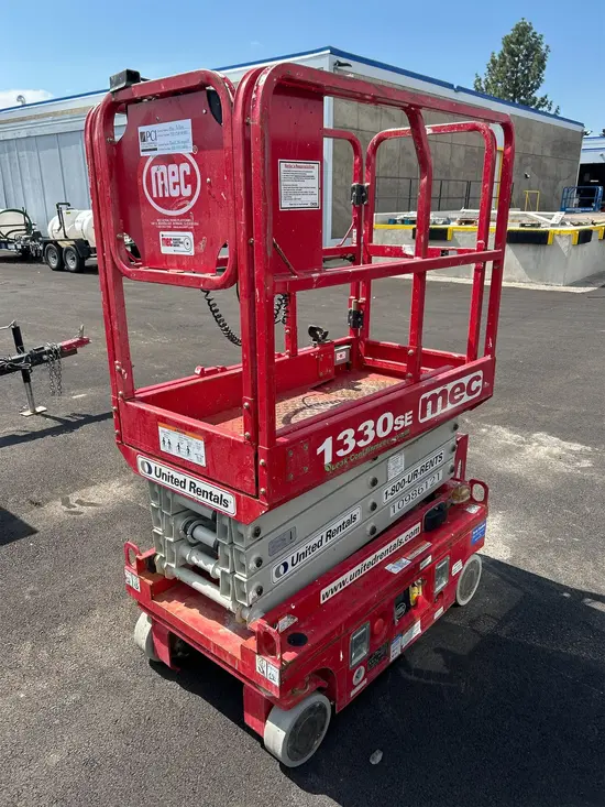 2019 MEC 1330SE Scissor Lift