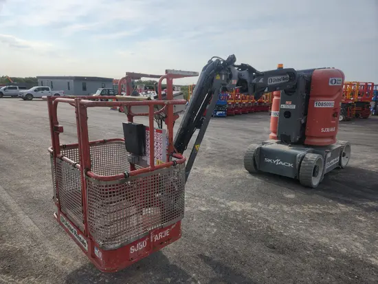 2018 Skyjack SJ30ARJE Articulating Boom Lift