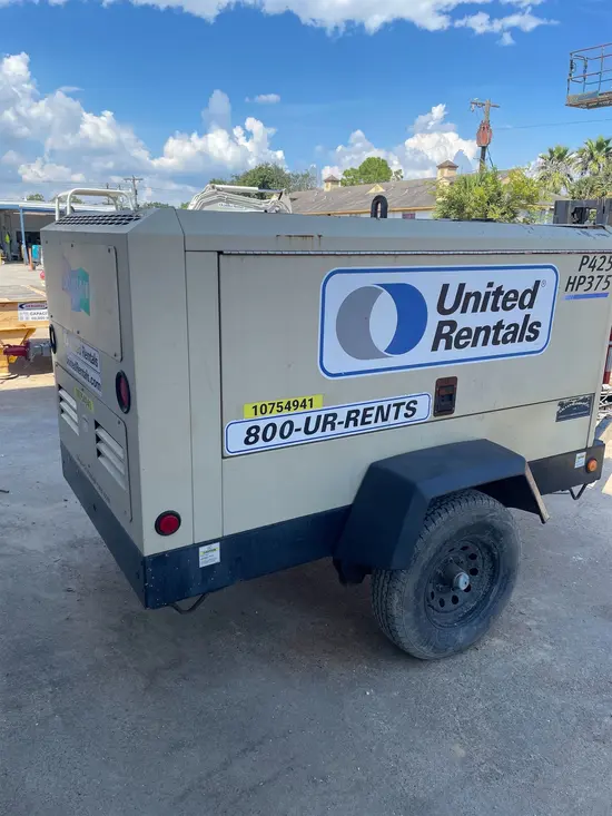 2018 Doosan P425/HP375WCUT4 Air Compressor