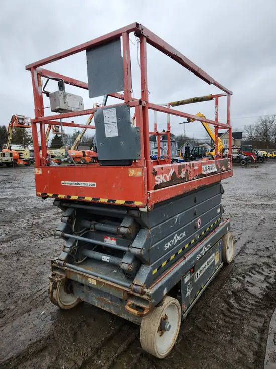 2015 Skyjack SJIII4632 Scissor Lift