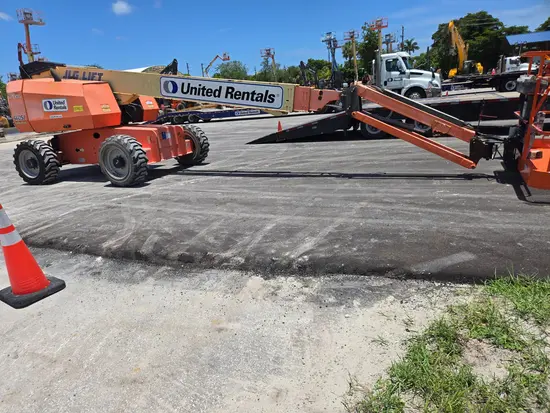 2017 JLG 660SJ Boom Lift
