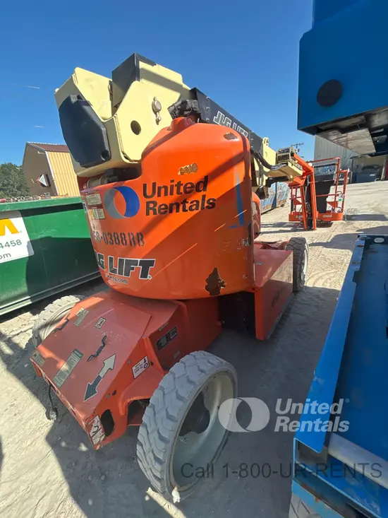 2018 JLG E400AJPN Articulating Boom Lift