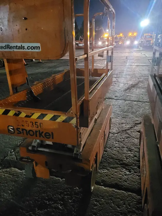 2019 Snorkel S3219E Scissor Lift