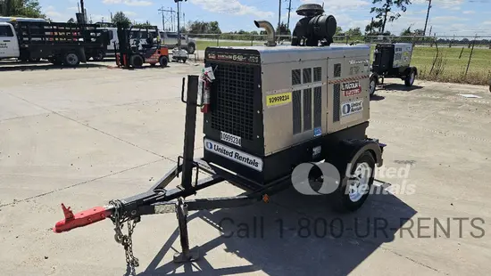 2019 Lincoln Electric VANTAGE 549 Welder