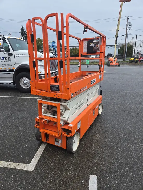 2019 Snorkel S3226E Scissor Lift