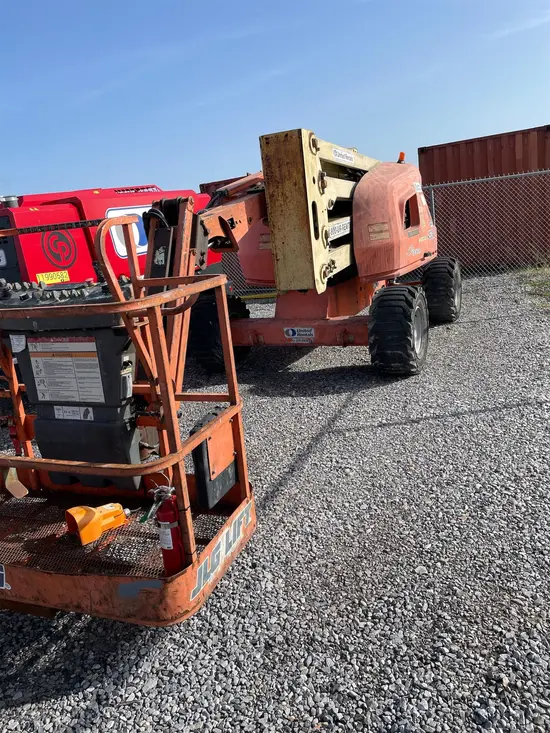 2017 JLG 450AJ Articulating Boom Lift