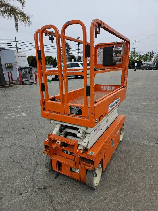 2018 Snorkel S3219E Scissor Lift