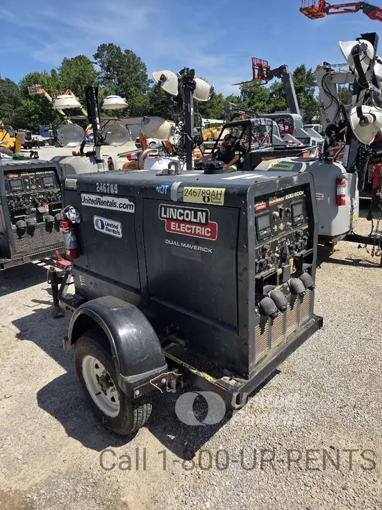 2020 Lincoln Electric DUAL MAVERICK Welder