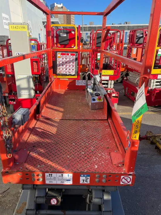2018 Skyjack SJIII3219 Scissor Lift