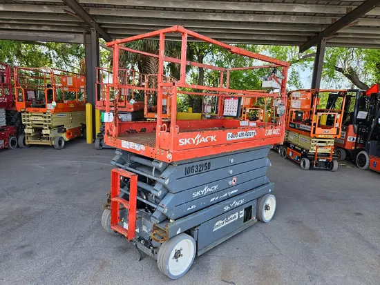 2017 Skyjack SJIII4632 Scissor Lift