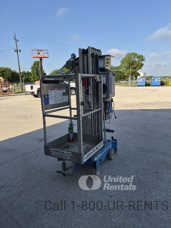 2018 Genie AWP-30SDC Pusharound Lift