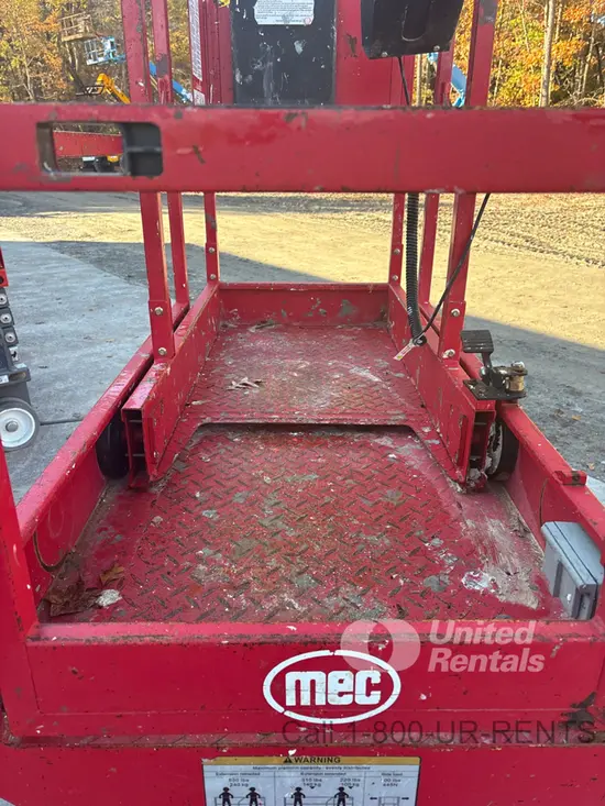 2019 MEC 1330SE Scissor Lift