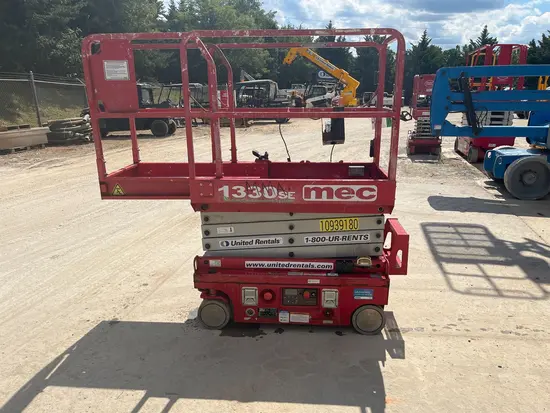 2019 MEC 1330SE Scissor Lift