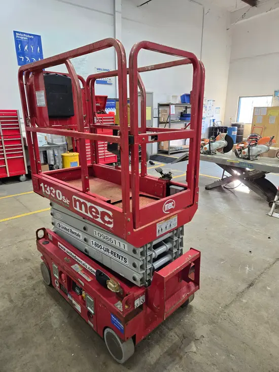 2019 MEC 1330SE Scissor Lift