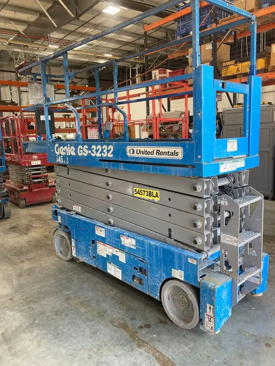 2017 Genie GS-3232 Scissor Lift