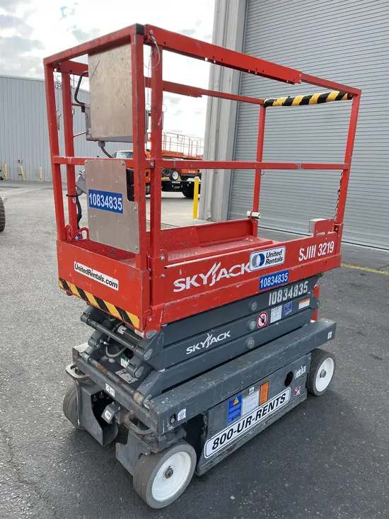 2018 Skyjack SJIII3219 Scissor Lift