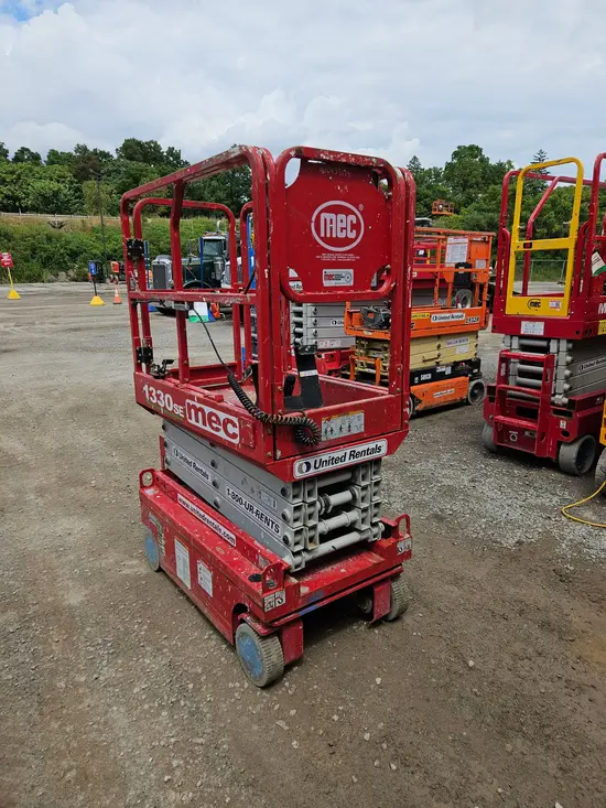 2019 MEC 1330SE Scissor Lift