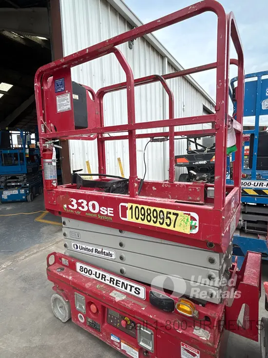 2019 MEC 1330SE Scissor Lift