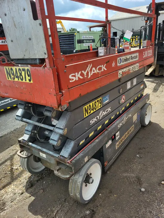 2016 Skyjack SJIII3226 Scissor Lift