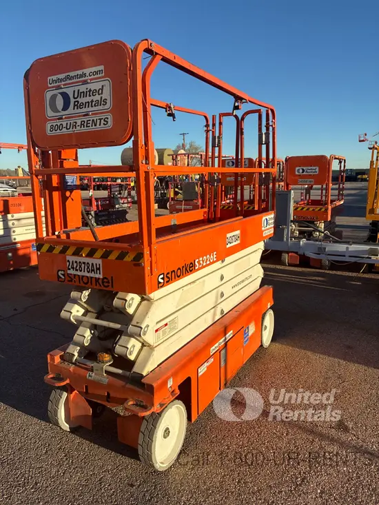 2019 Snorkel S3226E Scissor Lift
