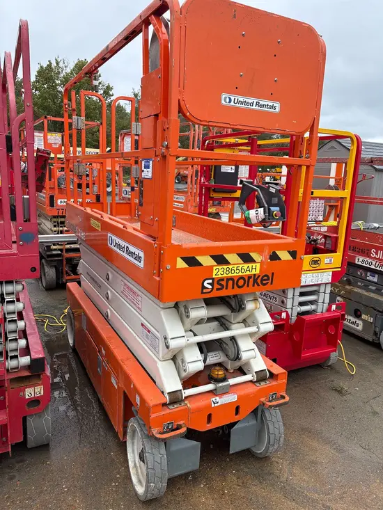 2019 Snorkel S3226E Scissor Lift