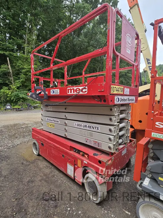 2018 MEC 4046SE Scissor Lift