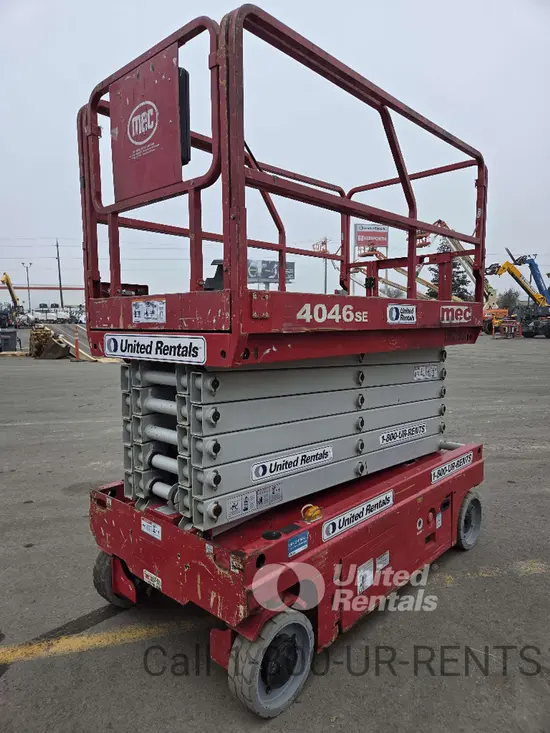 2017 MEC 4046SE Scissor Lift