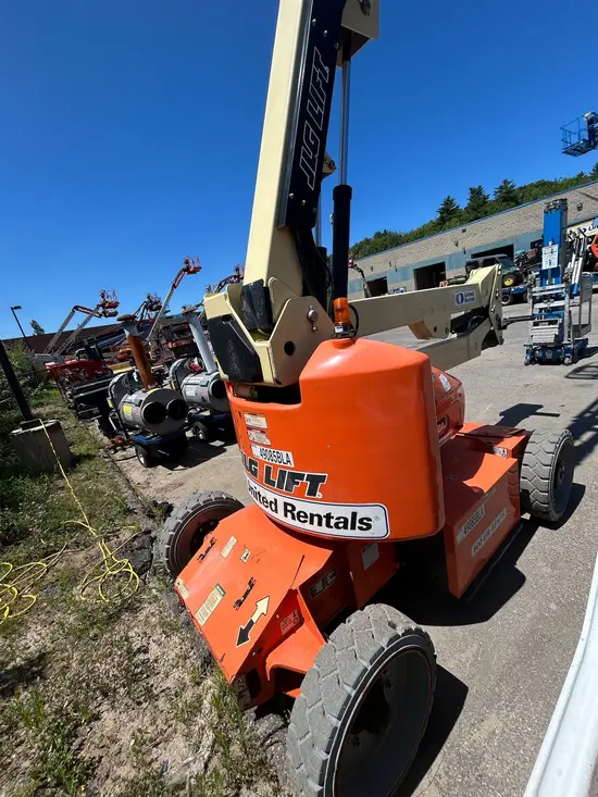 2017 JLG E450AJ Articulating Boom Lift