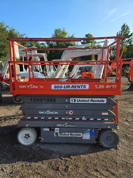 2016 Skyjack SJIII4632 Scissor Lift