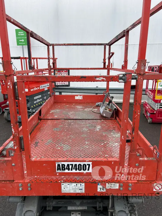 2016 Skyjack SJIII4740 Scissor Lift