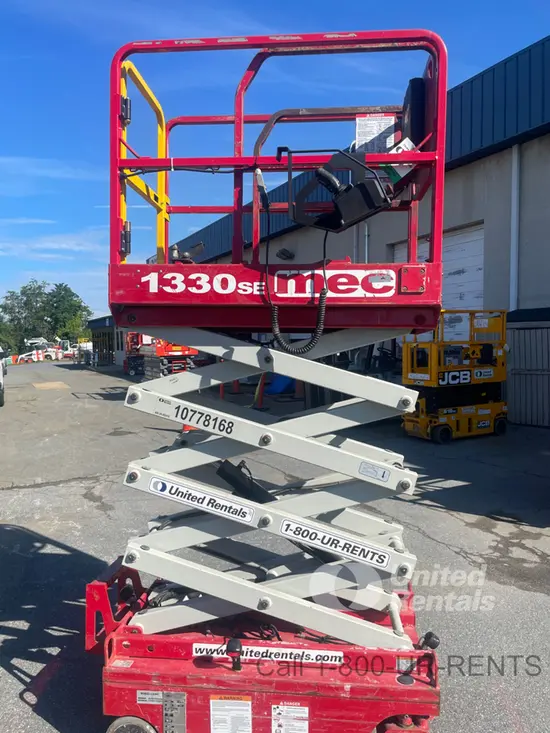 2018 MEC 1330SE Scissor Lift