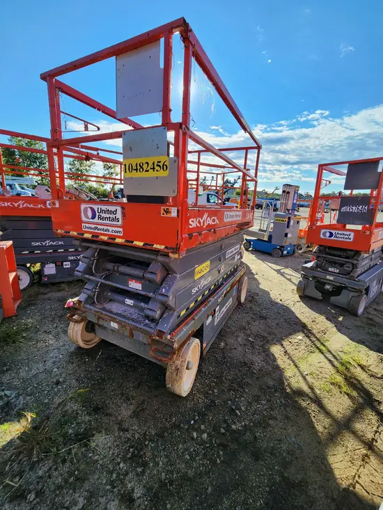 2016 Skyjack SJIII4632 Scissor Lift