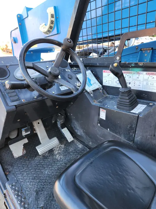 2016 Genie GTH-844 Forklift