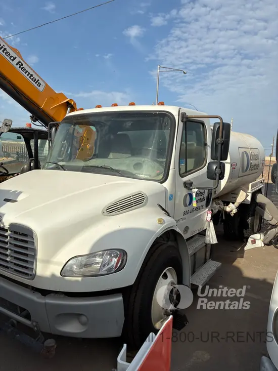 2020 Freightliner M2 106 WATER Water Truck